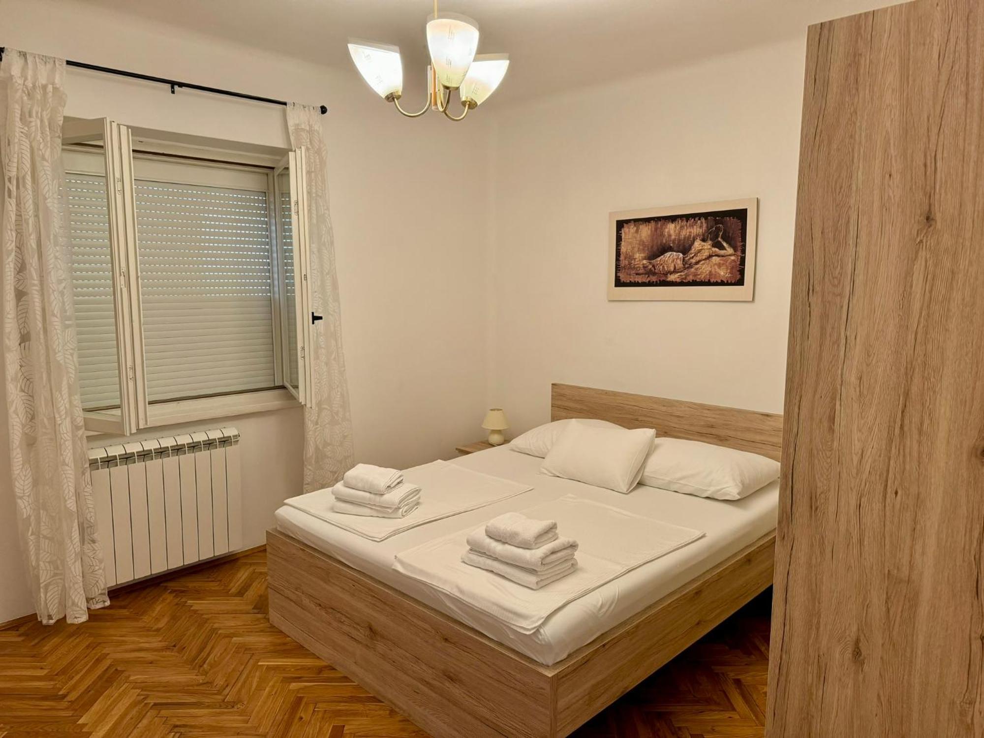 Apartments Mikelic Kampor Exterior photo